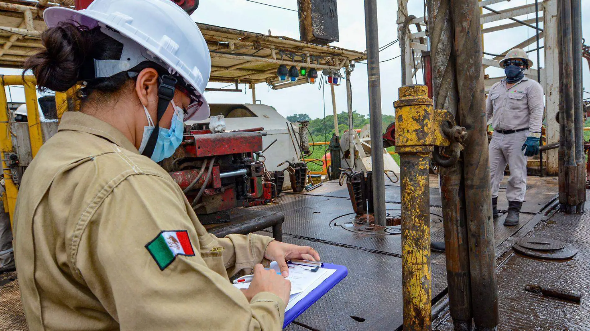 PEMEX-TRABAJADORES-cortesia petroleos mexicanos (1)